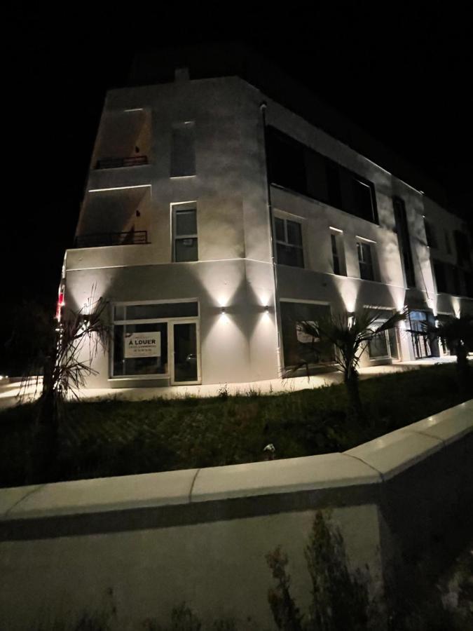 Le Salvador - Appart'Hotel De 18M2 A 44M2 La Talaudiere Экстерьер фото