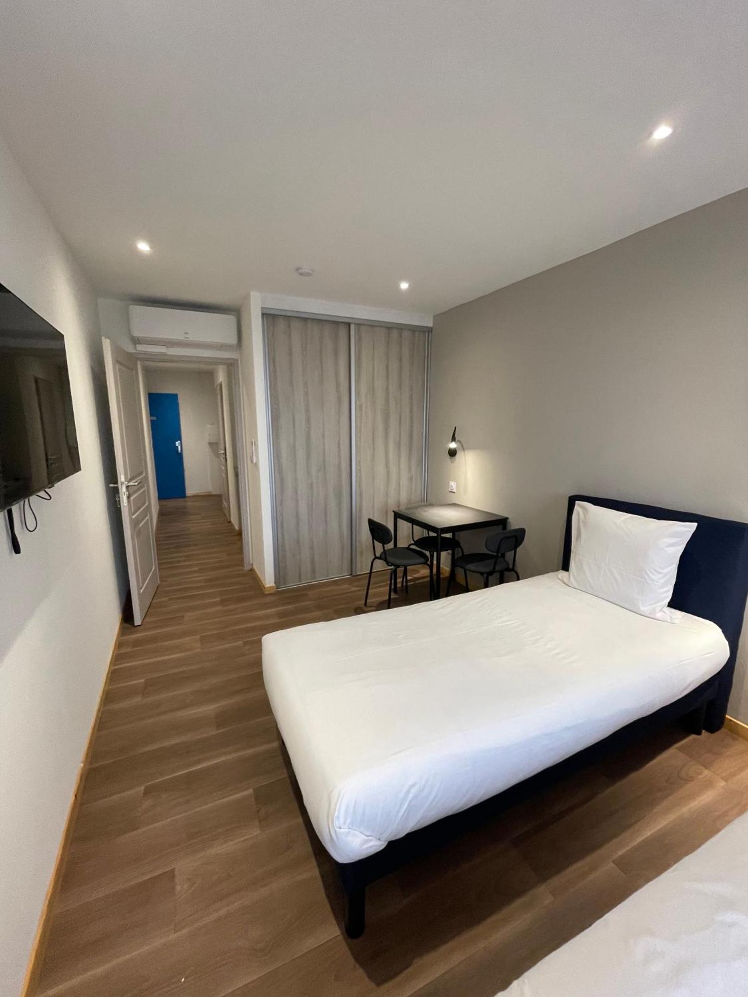 Le Salvador - Appart'Hotel De 18M2 A 44M2 La Talaudiere Экстерьер фото