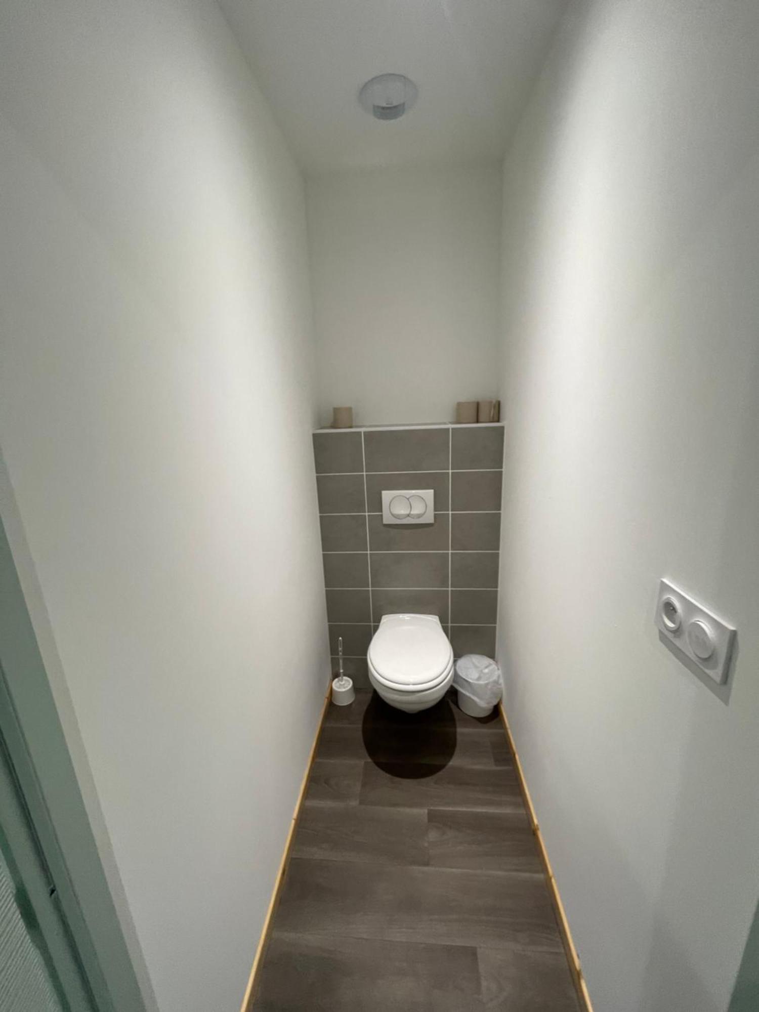 Le Salvador - Appart'Hotel De 18M2 A 44M2 La Talaudiere Экстерьер фото