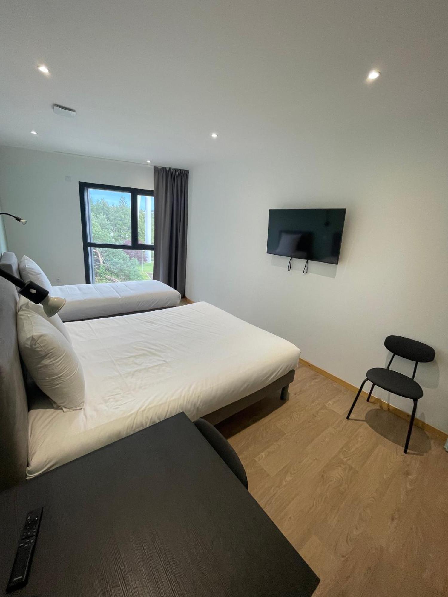 Le Salvador - Appart'Hotel De 18M2 A 44M2 La Talaudiere Экстерьер фото